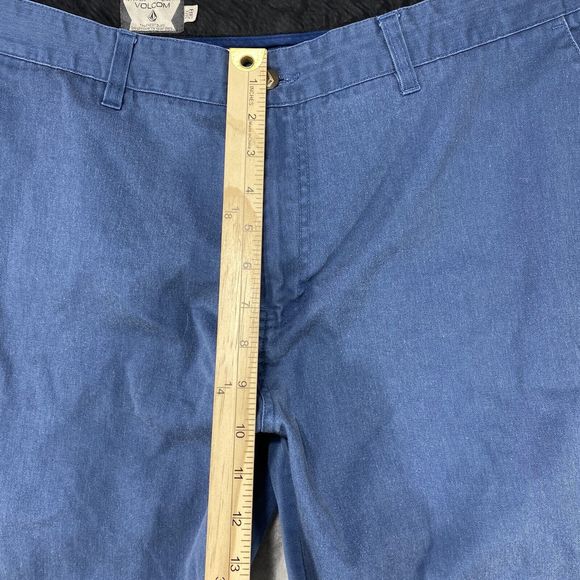 Volcom Pants Mens Size 38x31 Blue Chino Golf Casual Workwear - Picture 7 of 16